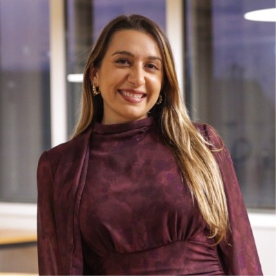 Isabel Holguera Vera